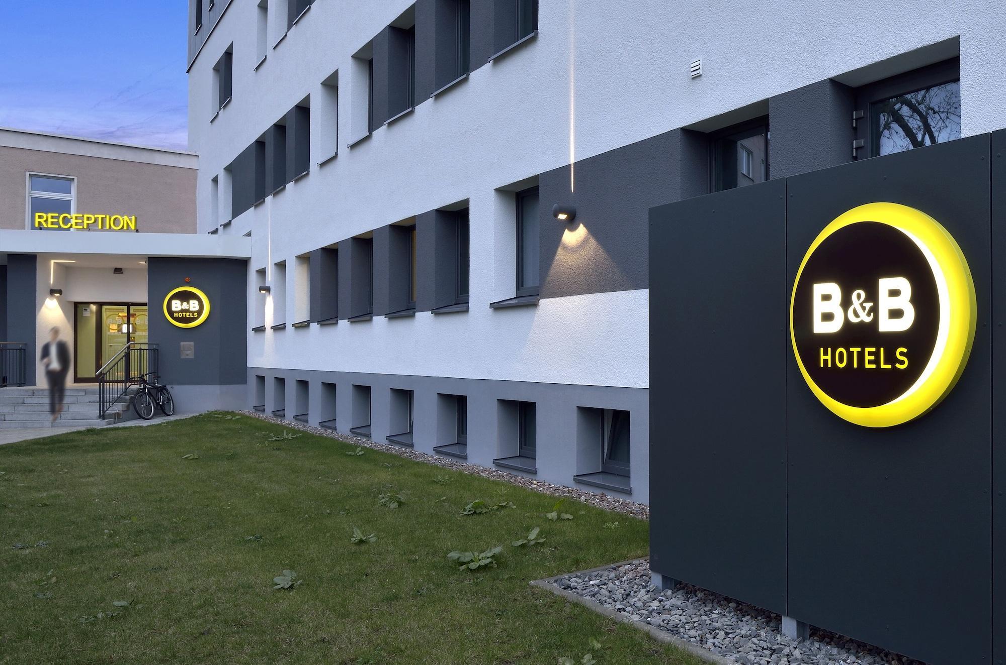 B&B Hotel Ена Экстерьер фото