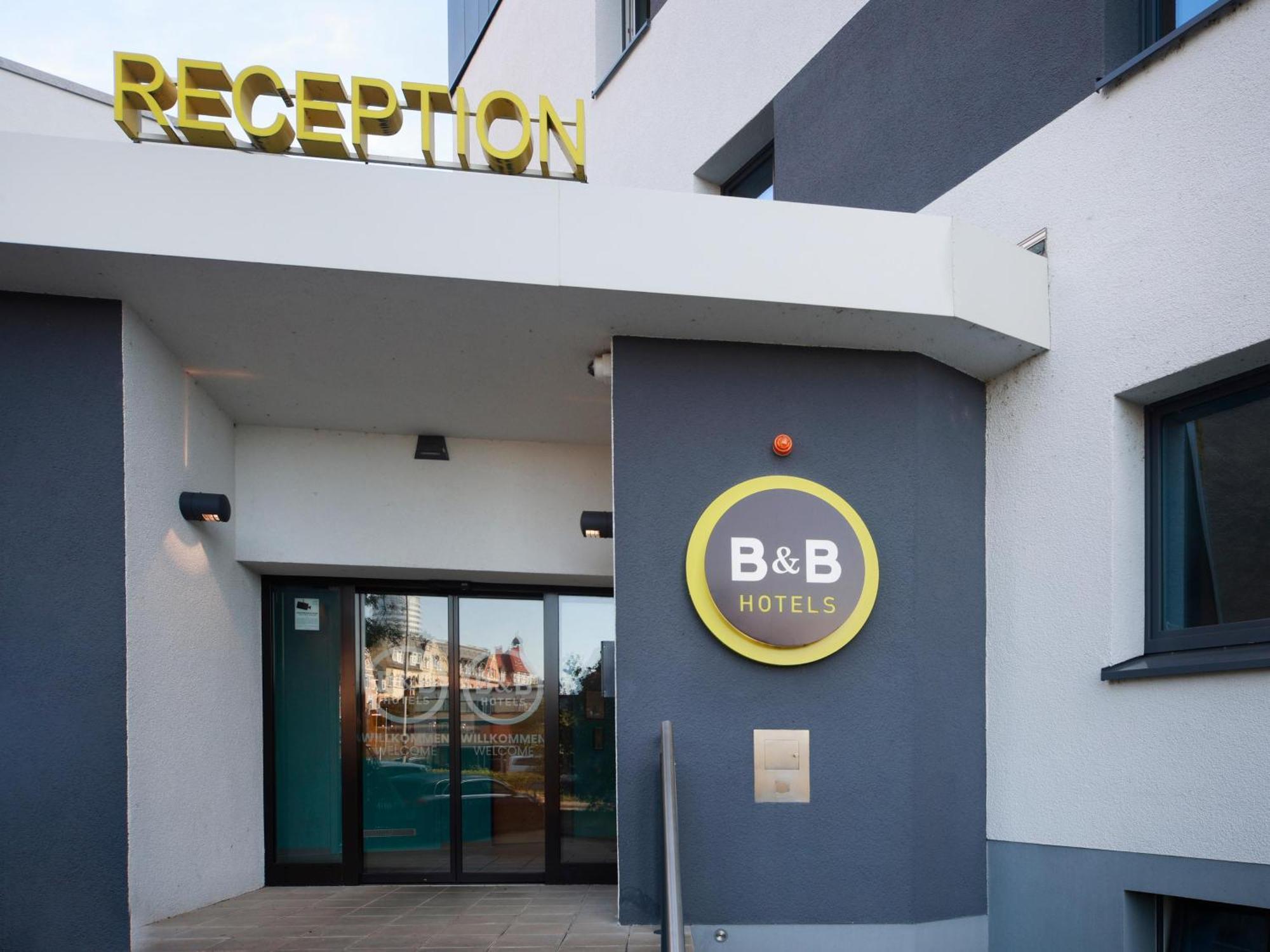 B&B Hotel Ена Экстерьер фото